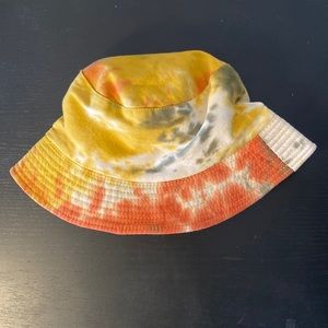 TieDye Bucket Hat (xs-s)